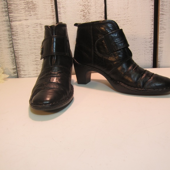 josef seibel black boots
